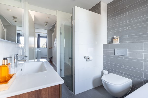 Medium property photo - Vlietpolderstraat 12, 2493 WG Den Haag
